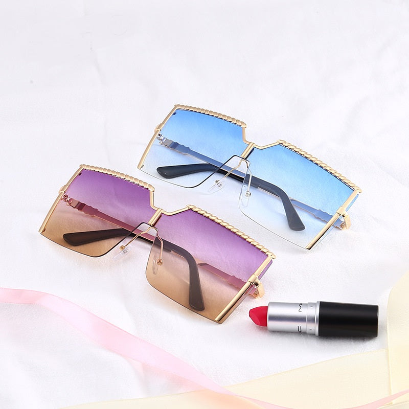 Vintage Lady Oversize Square Sunglasses